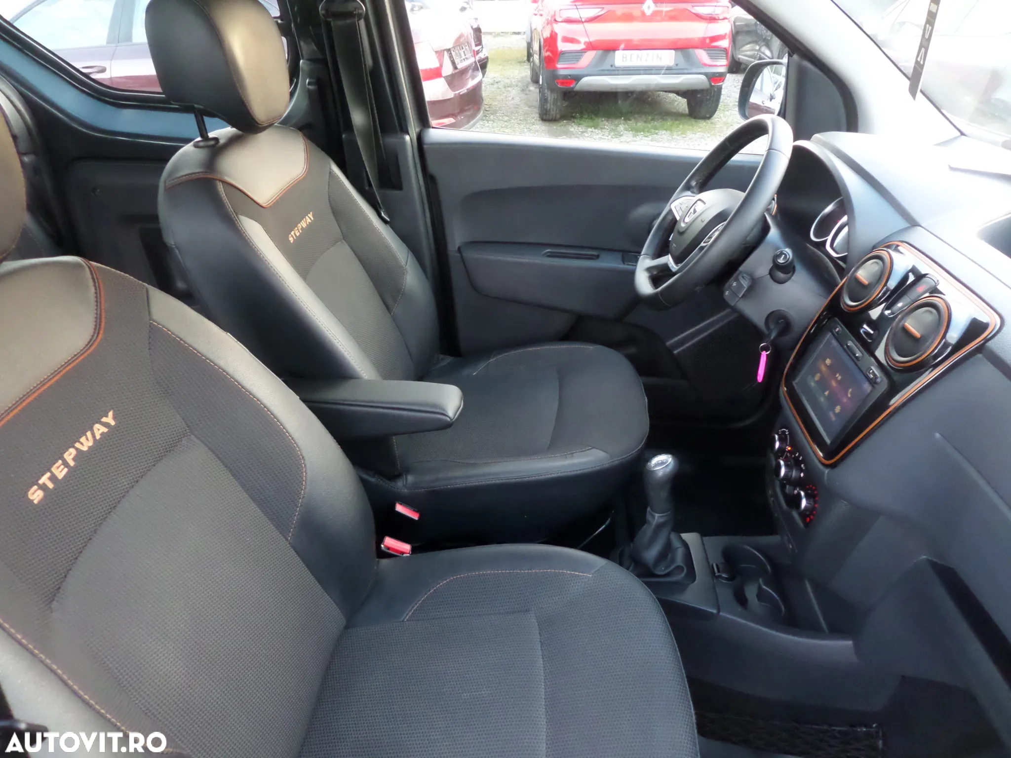 Dacia Dokker 1.5 dCi 90 CP Stepway - 24