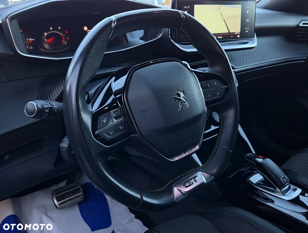 Peugeot 2008 1.5 BlueHDi GT Line S&S EAT8 - 12