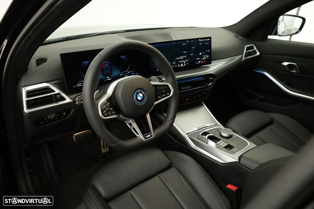 BMW 330 e Edição Desportiva M Auto - 8