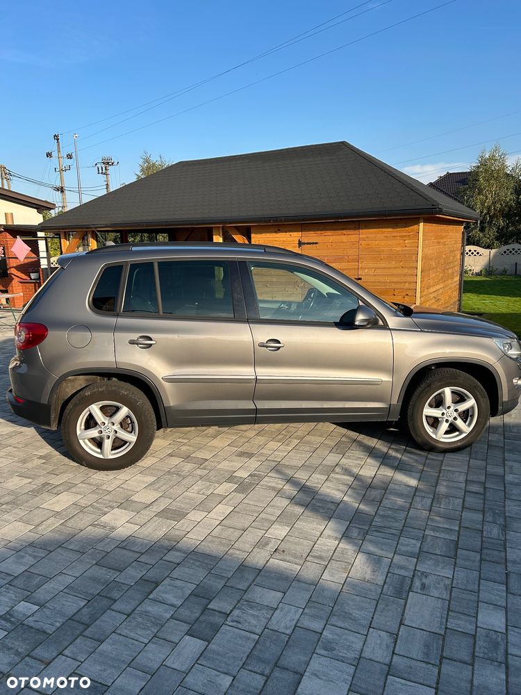 Volkswagen Tiguan 2.0 TDI DPF 4Motion Track & Field - 10