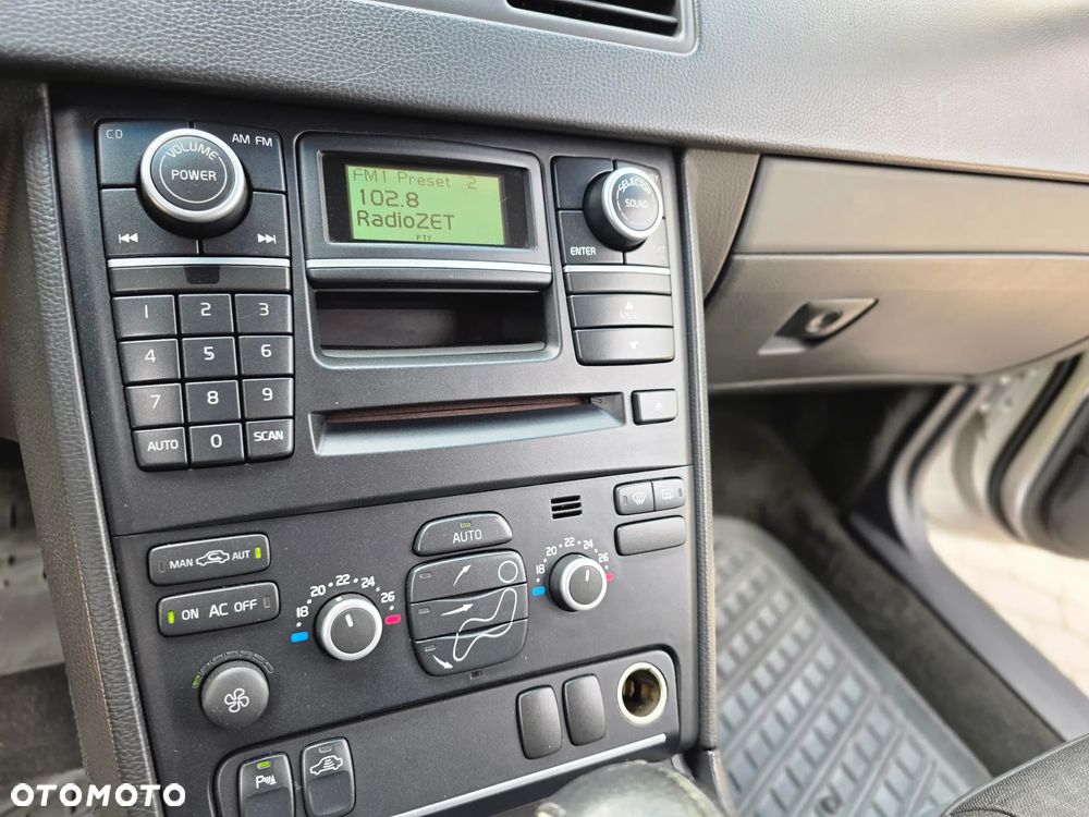 Volvo XC 90 2.4 D5 Kinetic - 22