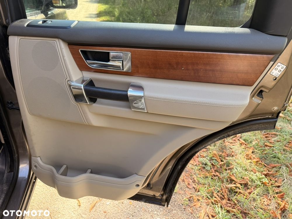 Land Rover Discovery 5.0 V8 HSE - 17
