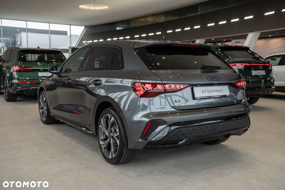 Audi A3 Sportback - 4