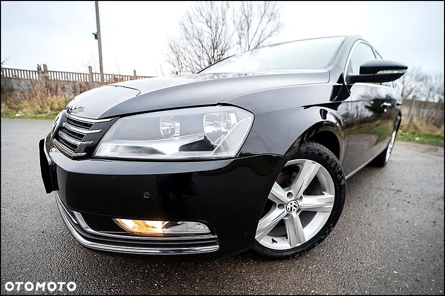 Volkswagen Passat - 9