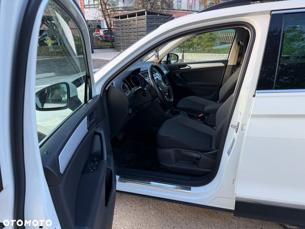 Volkswagen Tiguan 1.5 TSI EVO Comfortline DSG - 9