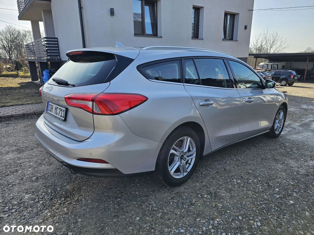 Ford Focus SW - 4