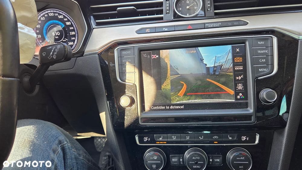 Volkswagen Passat 2.0 TDI SCR (BlueMotion Tech) 4Motion D Highline - 19