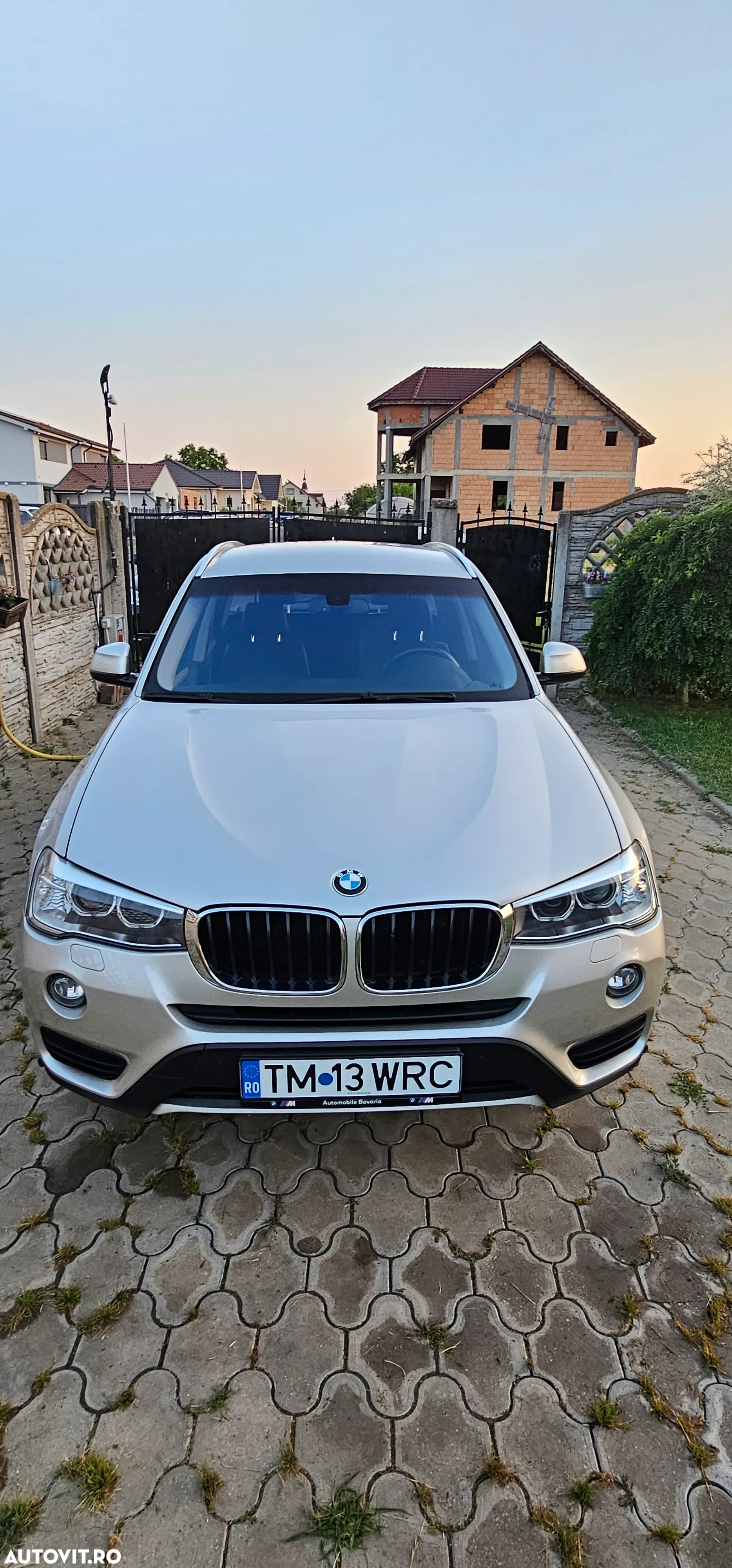 BMW X3 sDrive18d Luxury Line - 11