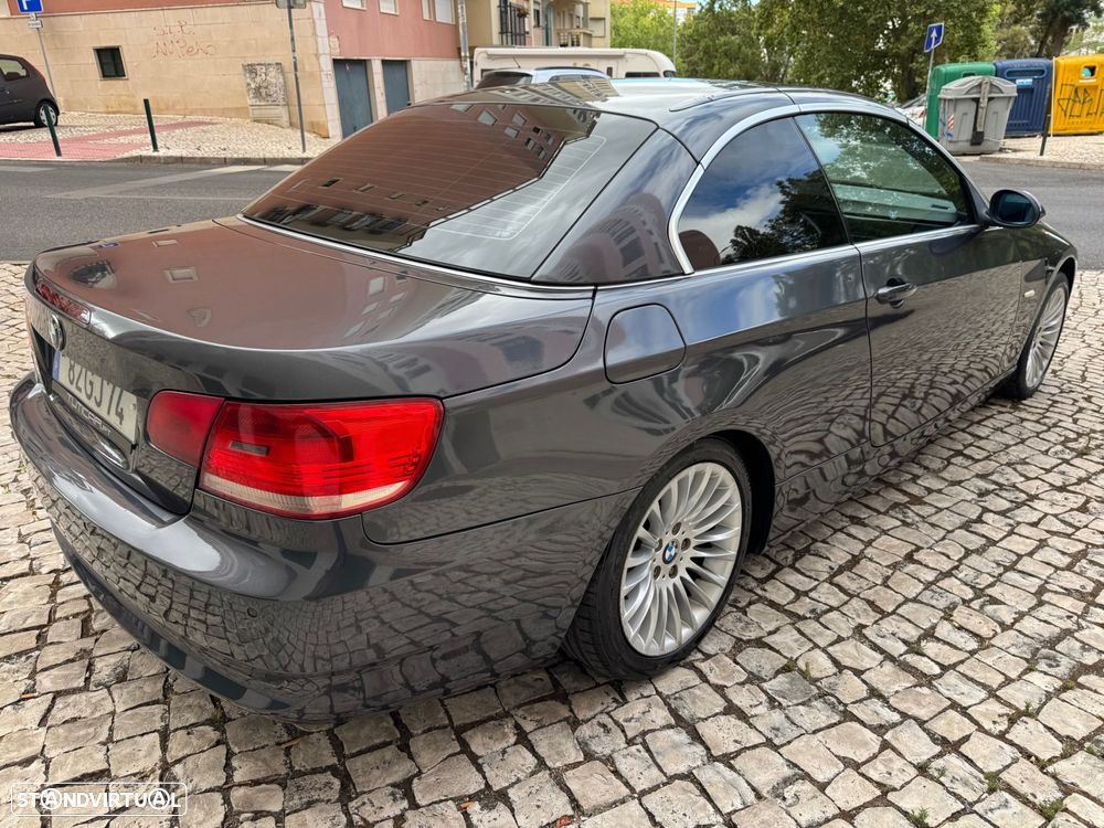 BMW 320 i Cabrio - 11