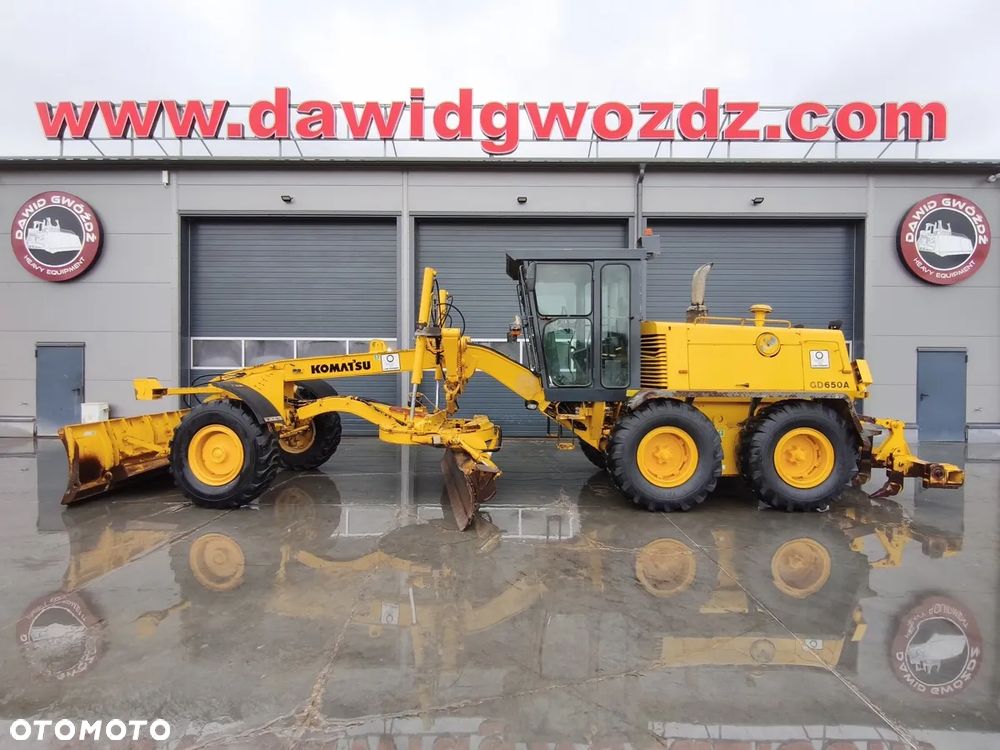 Komatsu GD650A-2EC - 2