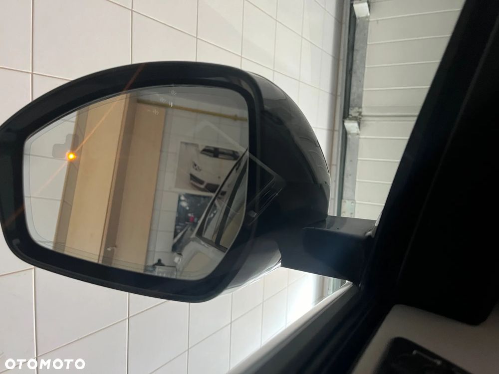 Land Rover Discovery Sport 2.0 Si4 HSE - 23