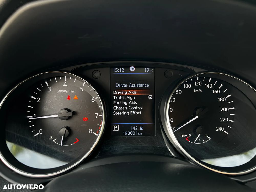 Nissan Qashqai 1.3 DIG-T DCT TEKNA - 26