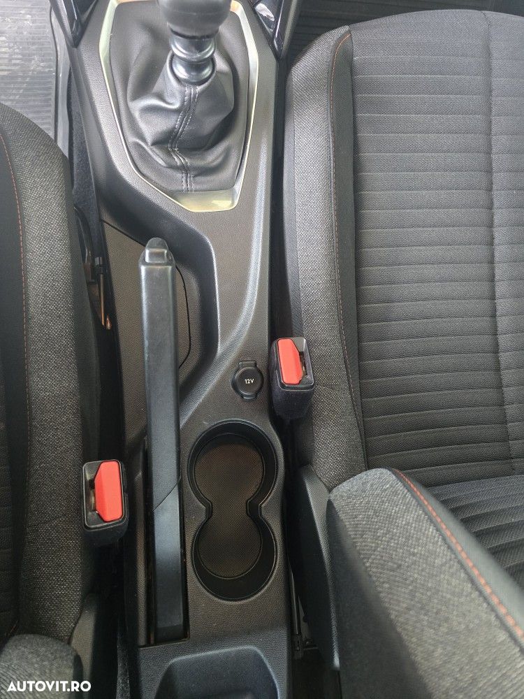 Peugeot 2008 1.5 BlueHDI FAP Active - 28