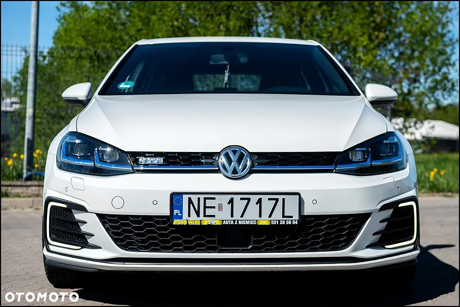 Volkswagen Golf VIII 1.4 TSI Plug-In Hybrid GTE DSG - 2