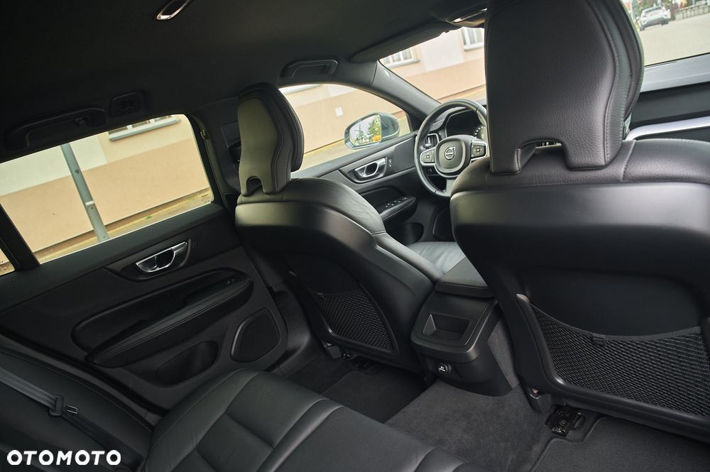 Volvo V60 D3 Geartronic Momentum Pro - 33