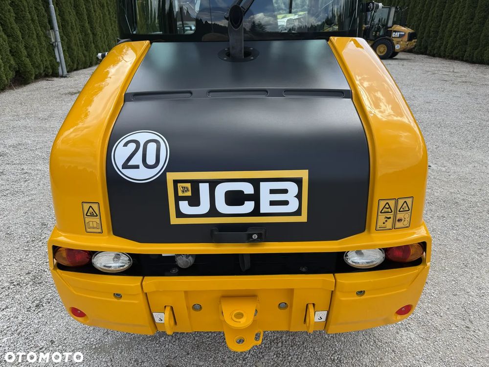 JCB 407 T4 / 2019 ROK / SILNIK 4-CYL BEZ DPF I ADBLUE / PIĘKNA / ORYGINAŁ / ZADBANA / SPROWADZONA Z NIEMIEC / MAŁE GABARYTY / SILNA / 406 408 409 60 70 M 506 509 - 25