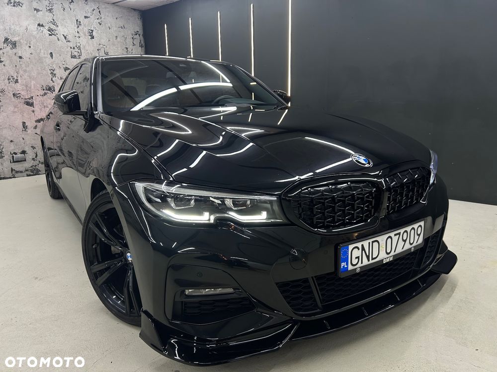 BMW Seria 3 330i M Sport - 3