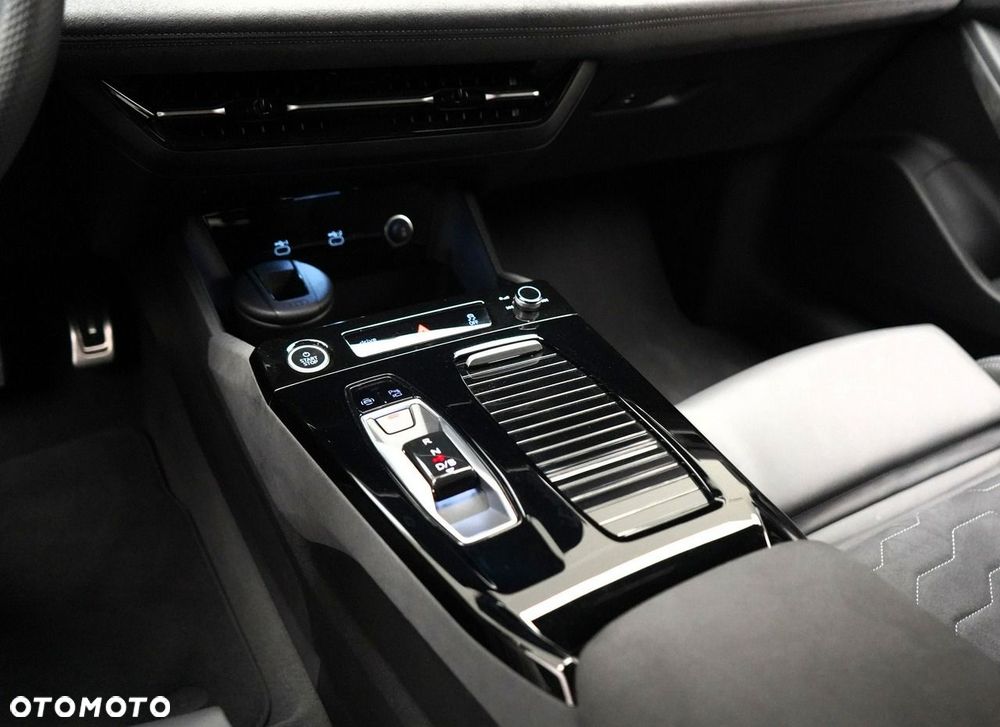 Audi e-tron Sportback - 23