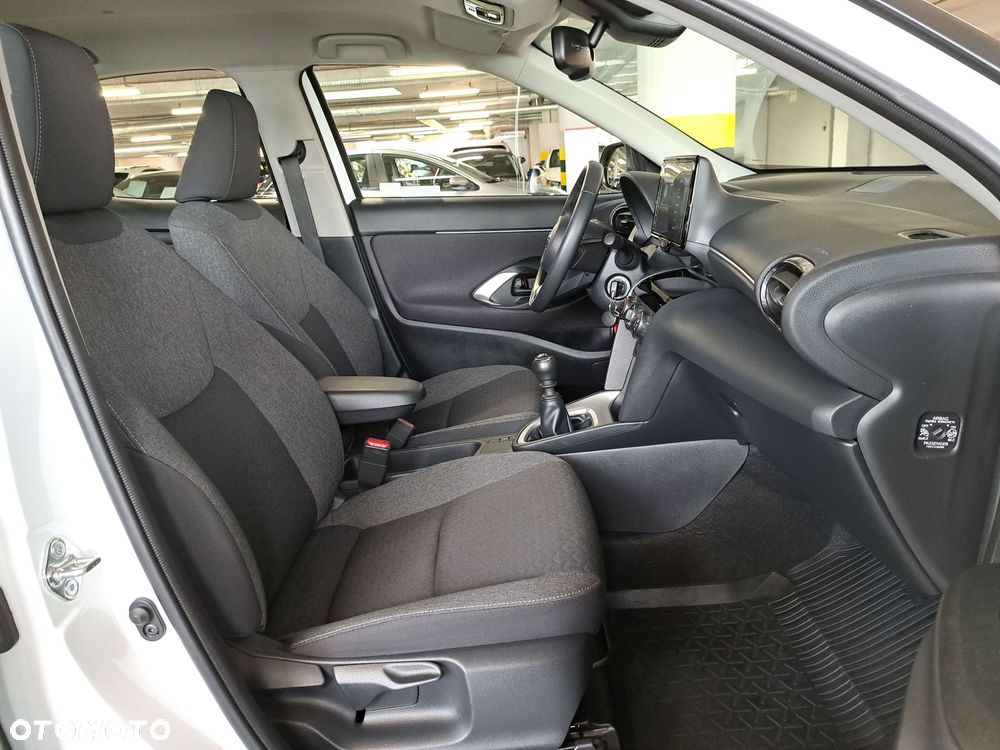 Toyota Yaris Cross 1.5 Comfort - 16