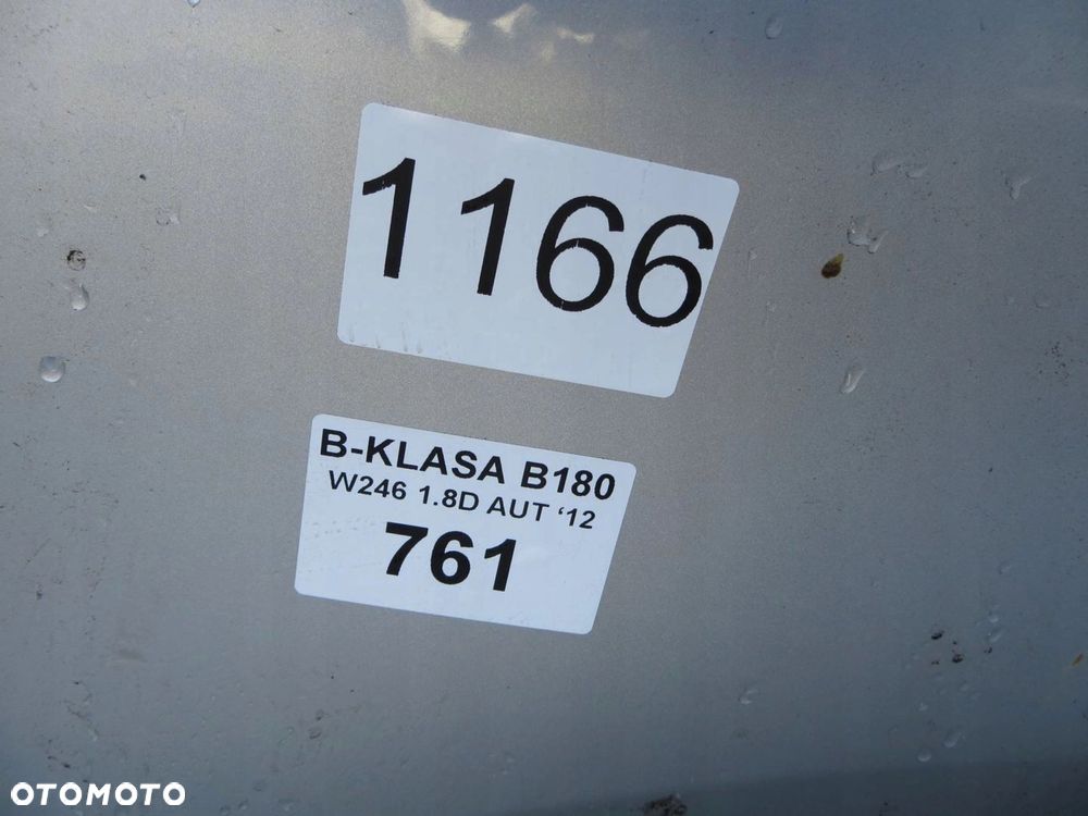 MERCEDES W246 BŁOTNIK PRAWY TYŁ TYLNY 761 14- - 5