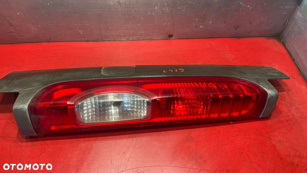 Lampa tył lewa Vivaro Trafic - 1