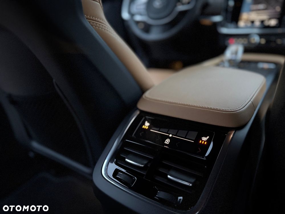 Volvo S90 B5 D AWD Inscription - 31