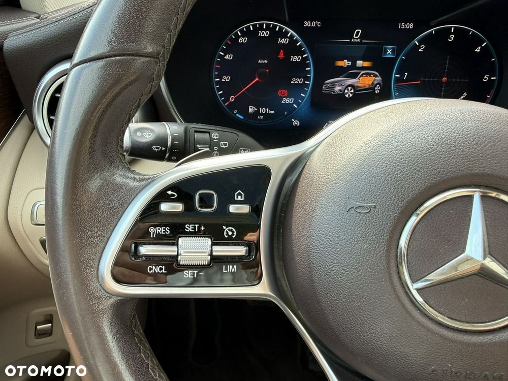 Mercedes-Benz GLC 220 d 4-Matic - 23