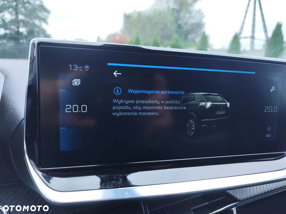 Peugeot 2008 1.2 PureTech Allure S&S EAT8 - 32