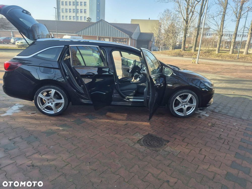 Opel Astra 1.4 T Enjoy - 1