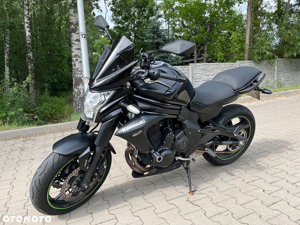 Kawasaki ER - 8