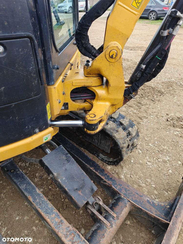 Caterpillar 302.7 CR - 18