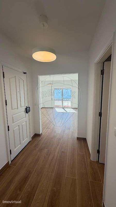 Apartamento T1 para arrendamento - Grande imagem: 3/16