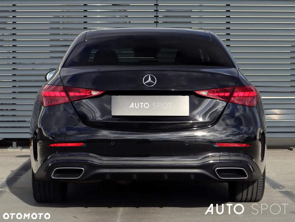 Mercedes-Benz Klasa C 180 9G-TRONIC AMG Line - 4