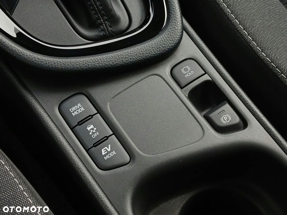 Toyota Yaris Hybrid 1.5 Style - 30