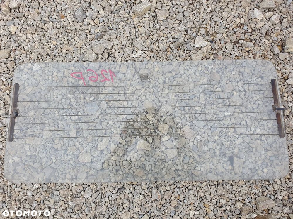 FIAT 125P MALUCH SZYBA TYLNA ORYGINALNA 99R TYŁ PODGRZEWANA - 2