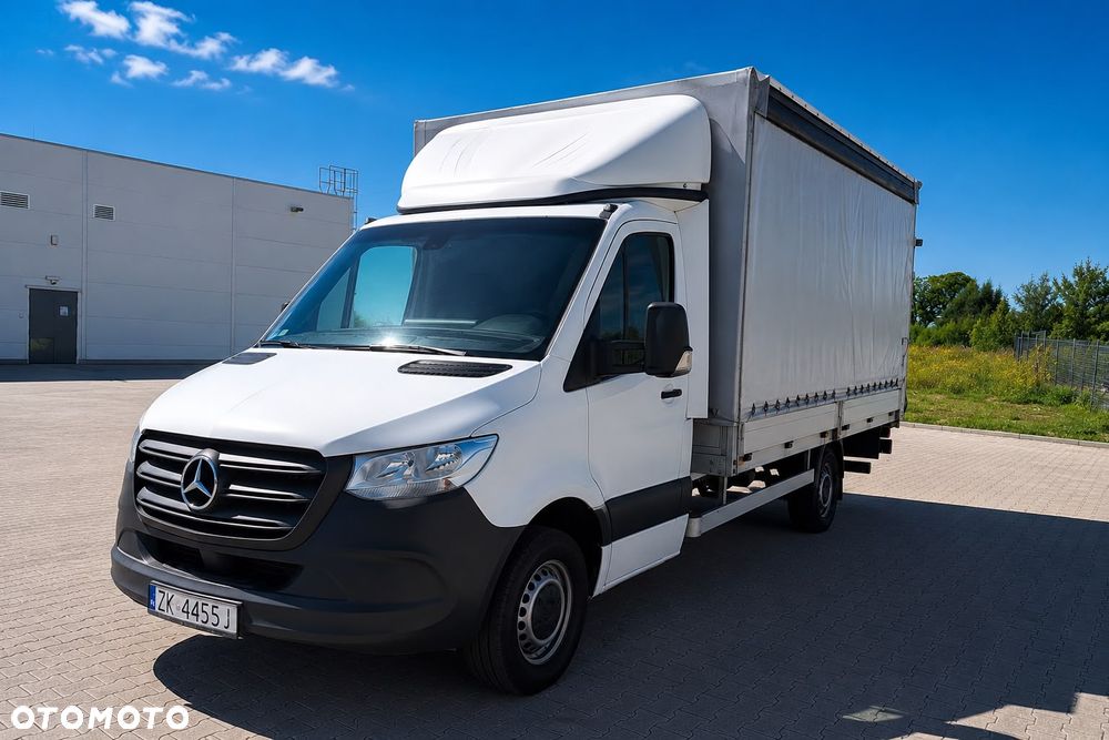 Mercedes-Benz 907 317CDI - 1