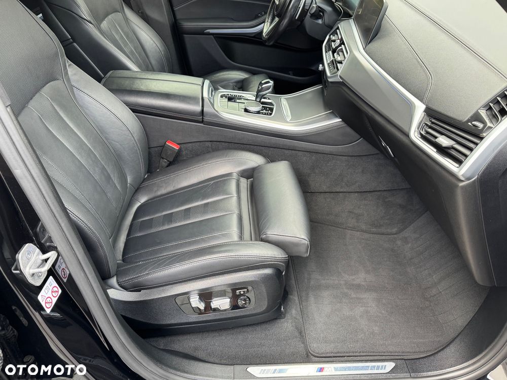 BMW X5 xDrive30d - 23