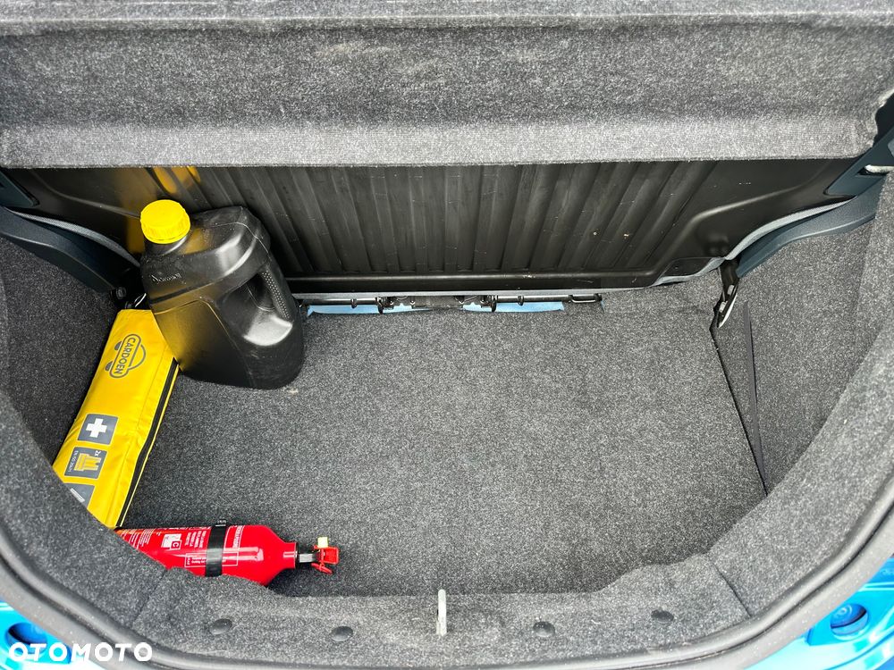 Ford KA - 10