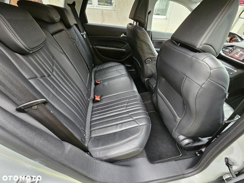 Peugeot 308 e-HDi 115 Stop & Start Allure - 13