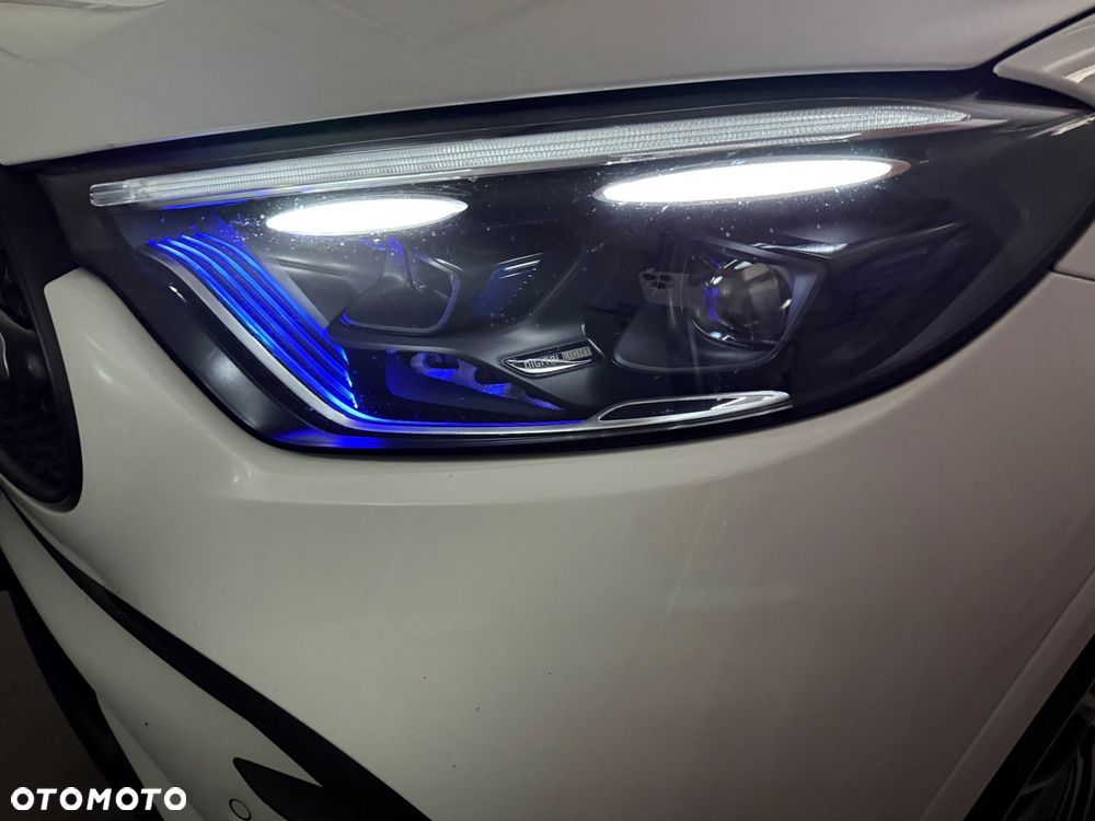 Mercedes-Benz GLC 300 de PHEV 4-Matic AMG Line - 12