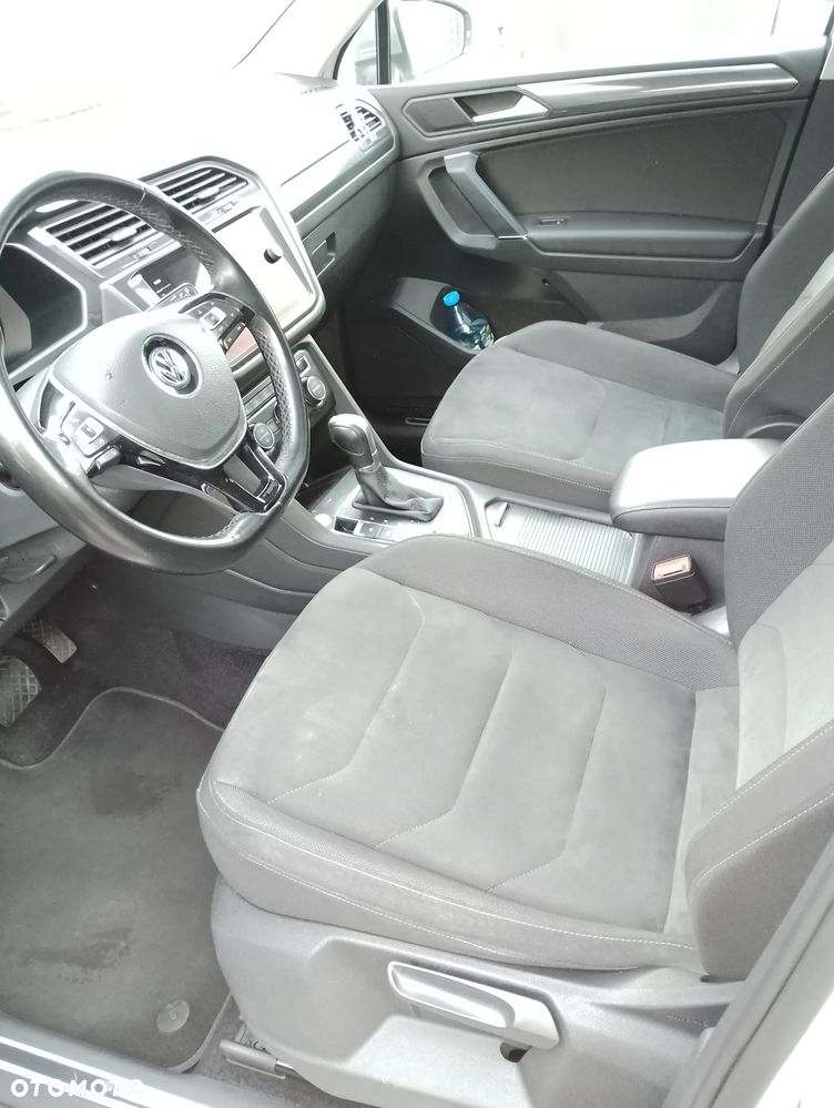Volkswagen Tiguan - 9