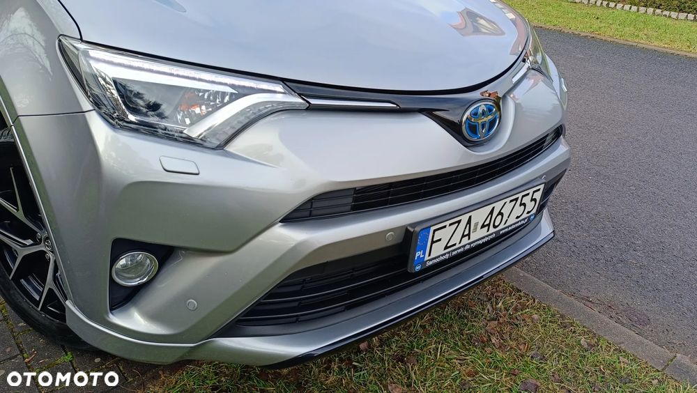 Toyota RAV4 Hybrid Selection 4x4 - 17