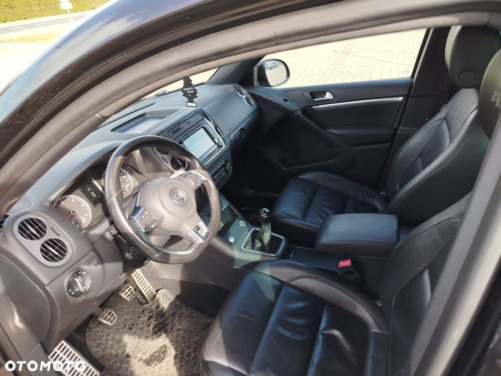 Volkswagen Tiguan - 12