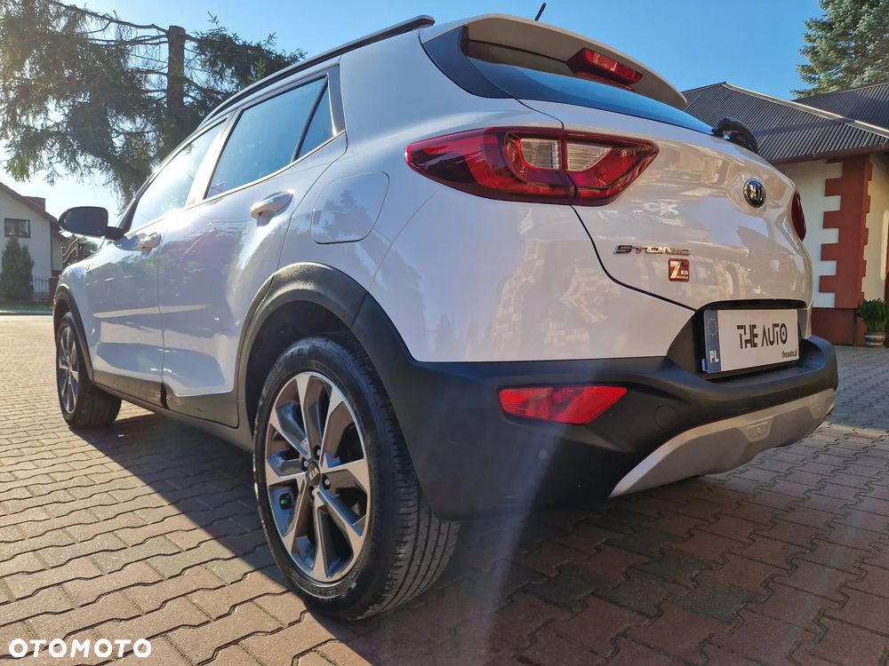 Kia Stonic 1.4 L - 5