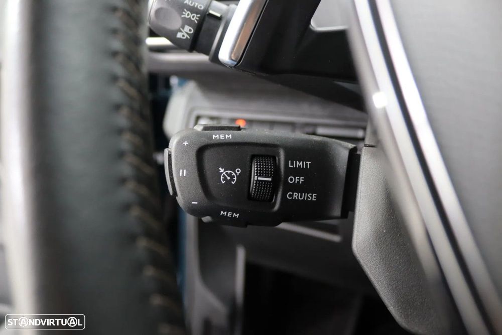Peugeot 3008 PureTech 130 Stop & Start GPF EAT8 Active Pack - 12