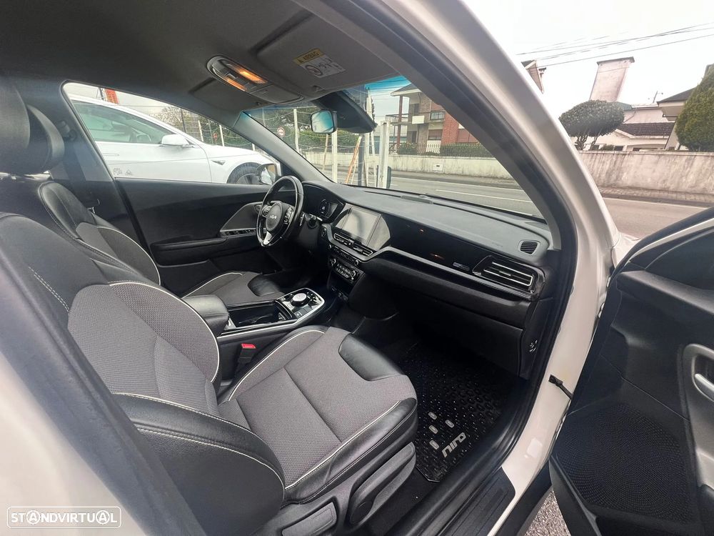 Kia e-Niro Vision - 11