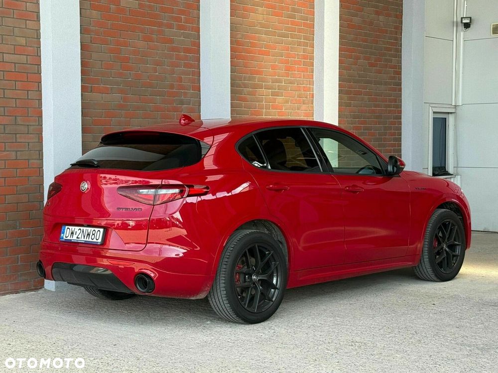 Alfa Romeo Stelvio 2.0 Turbo Veloce Q4 - 5