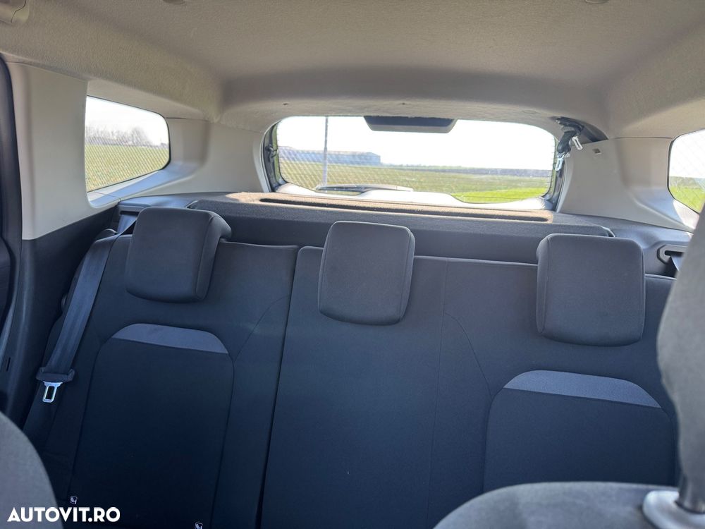 Dacia Duster TCe 130 2WD GPF Urban - 12