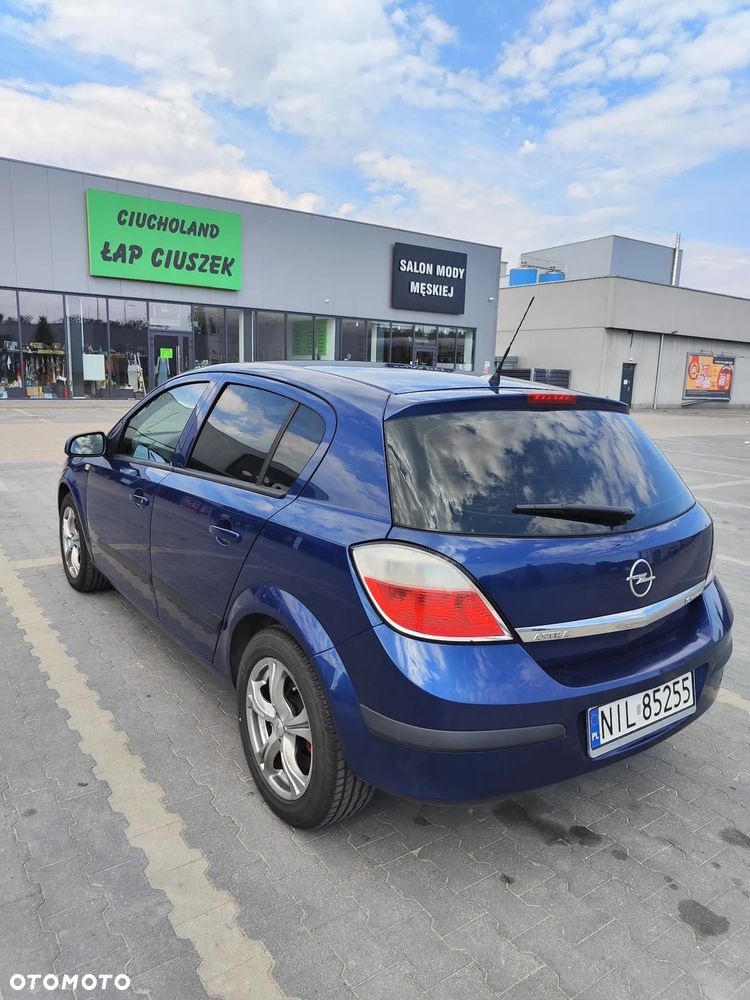 Opel Astra - 4