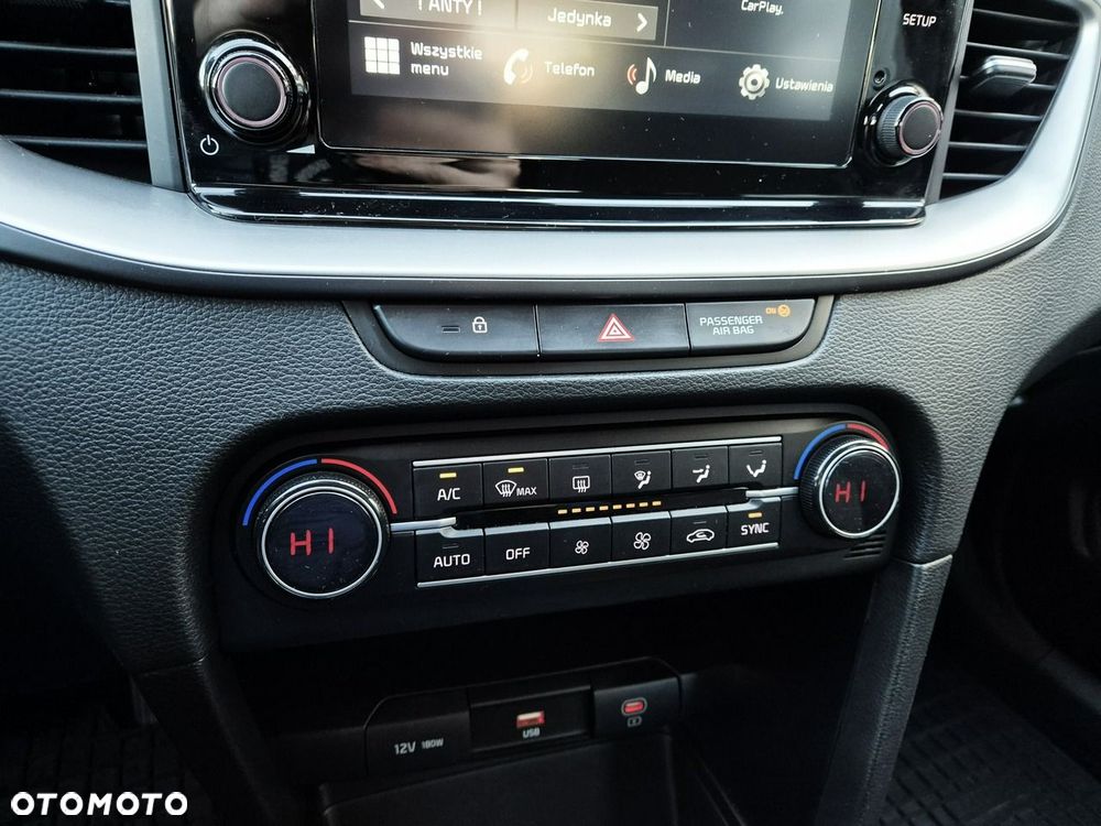Kia Ceed 1.5 T-GDI M DCT - 21